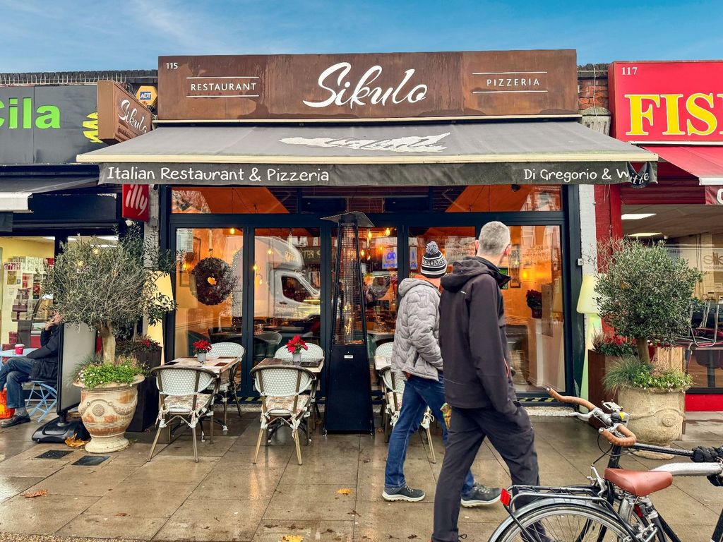 Property photo 2 of 13