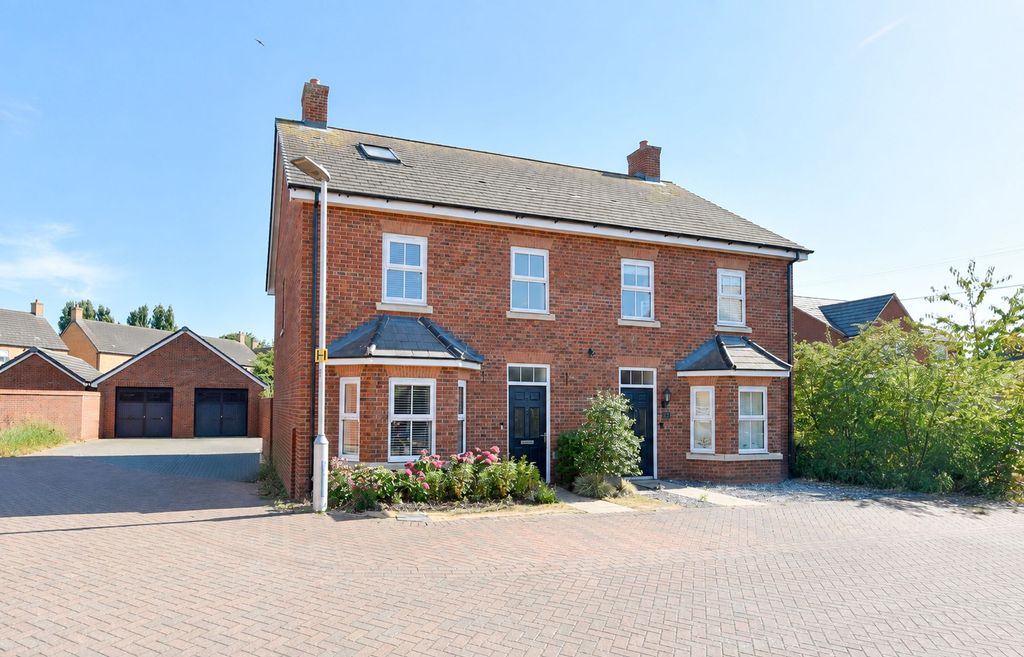 Property photo 1 of 24