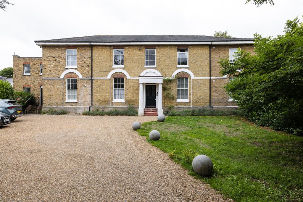 Property photo 1 of 44 Bf1A8334.Jpg