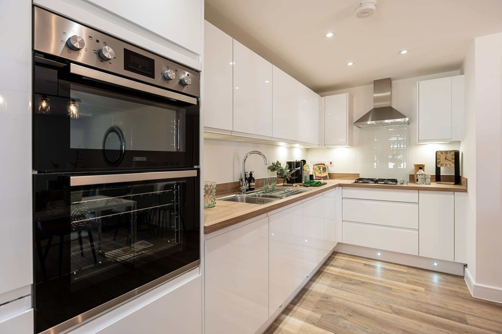 Property photo 1 of 14 A Range Of Modern Kitchen Designs To Choose From