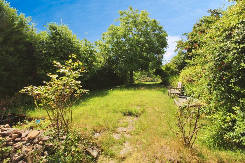 Property photo 2 of 11 Rear Garden