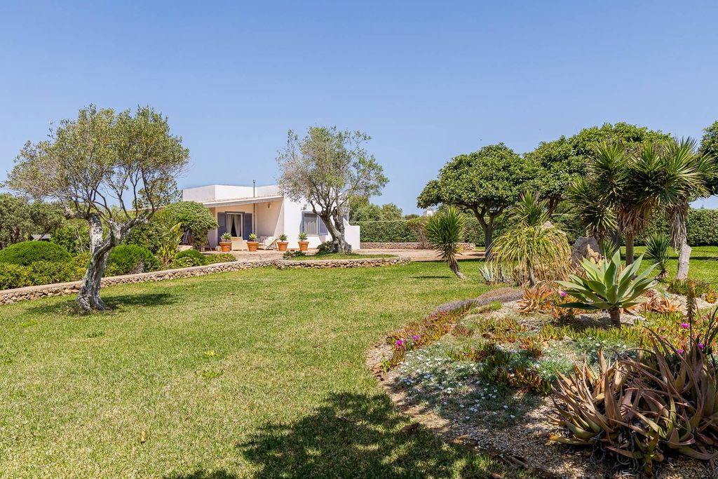 Property photo 1 of 30