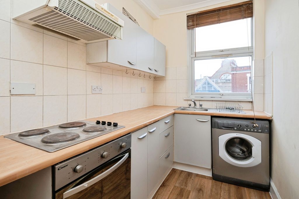 Property photo 2 of 13 Kitchen