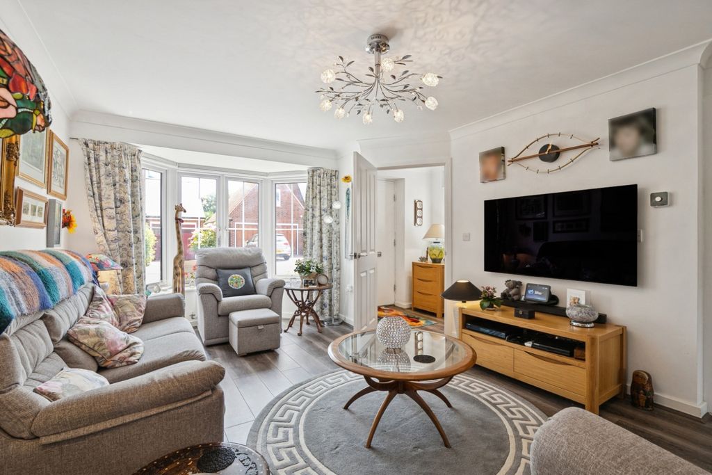 Property photo 2 of 21 5274814