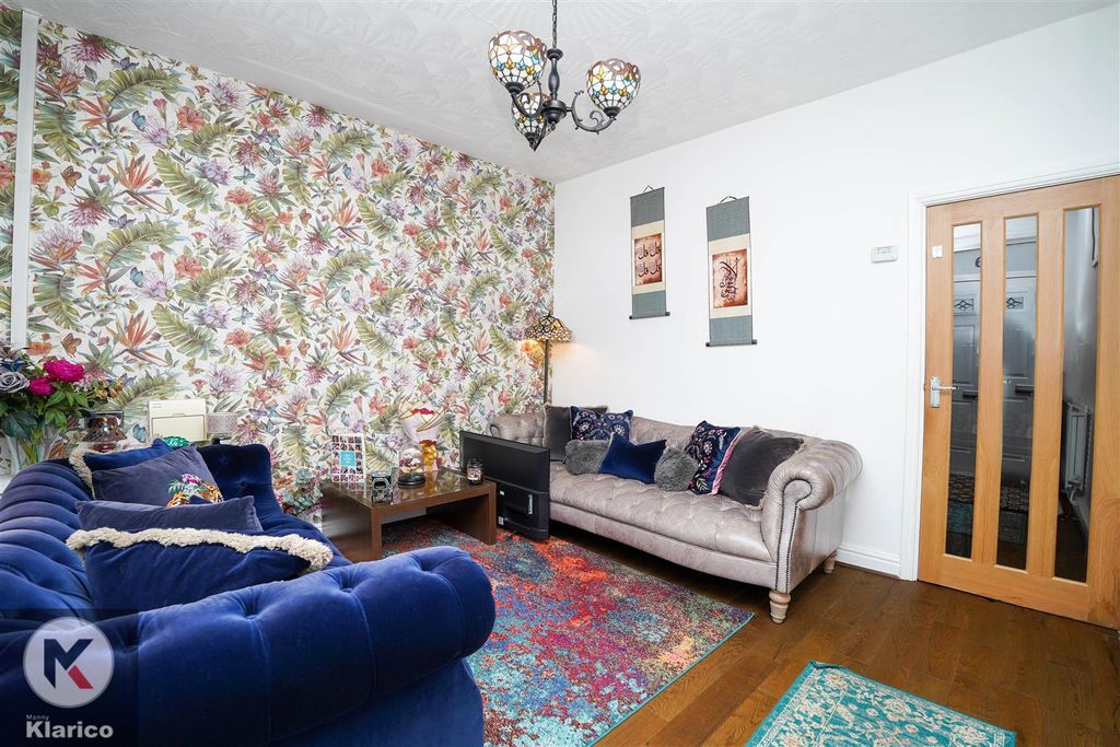 Property photo 3 of 19 Photo-2.Jpg