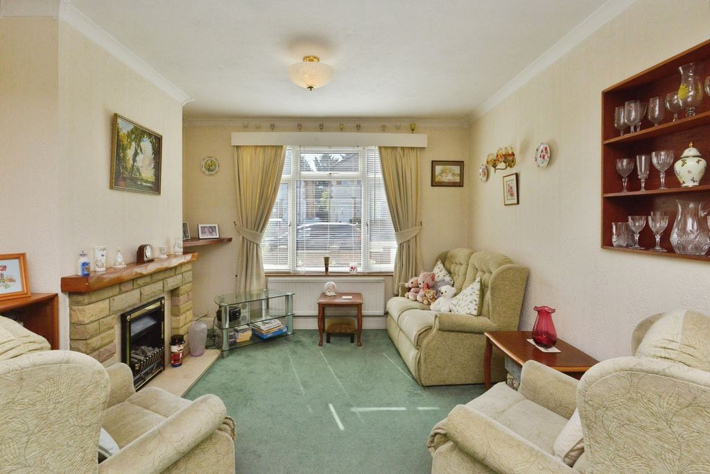 Property photo 2 of 21 Pbox-Img.Jpg