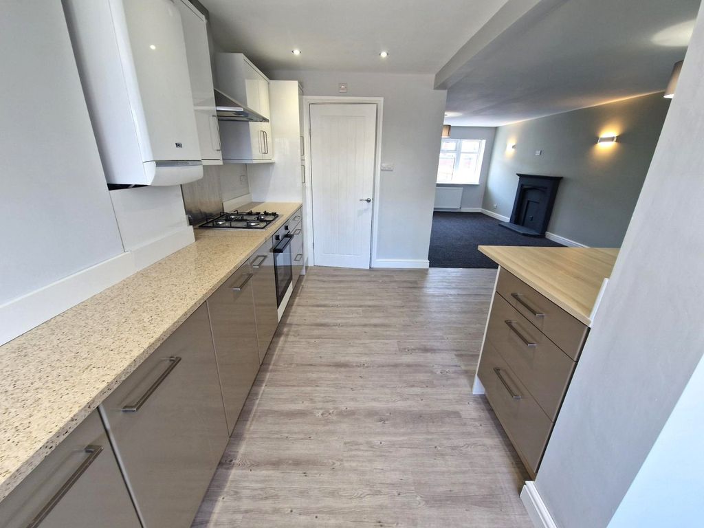 Property photo 3 of 14 Picture No. 11