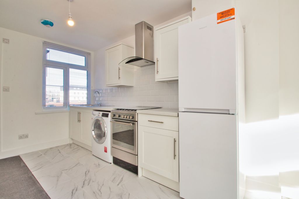 Property photo 2 of 10 Gallery