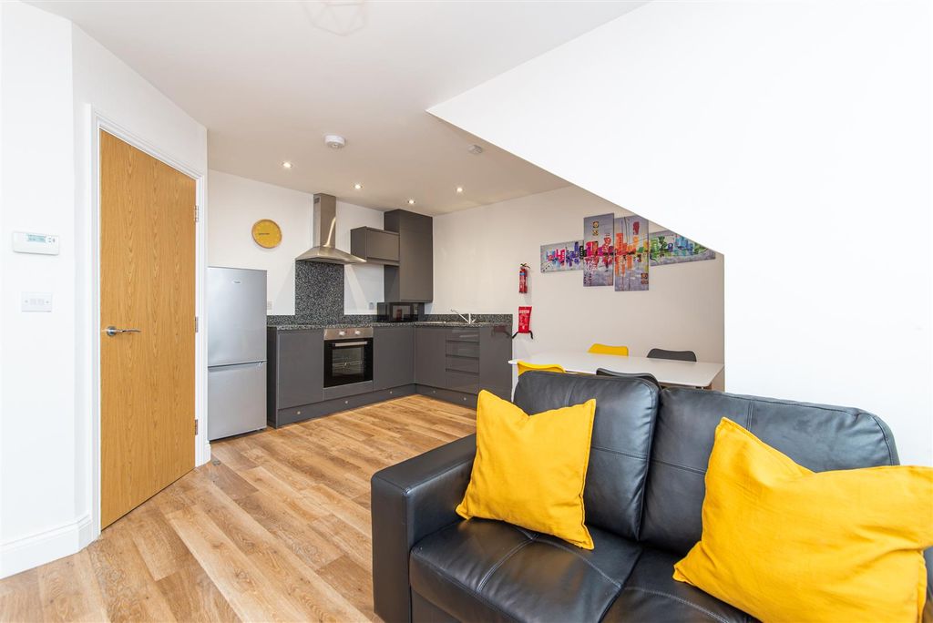 Property photo 3 of 7 Edit-6641.Jpg