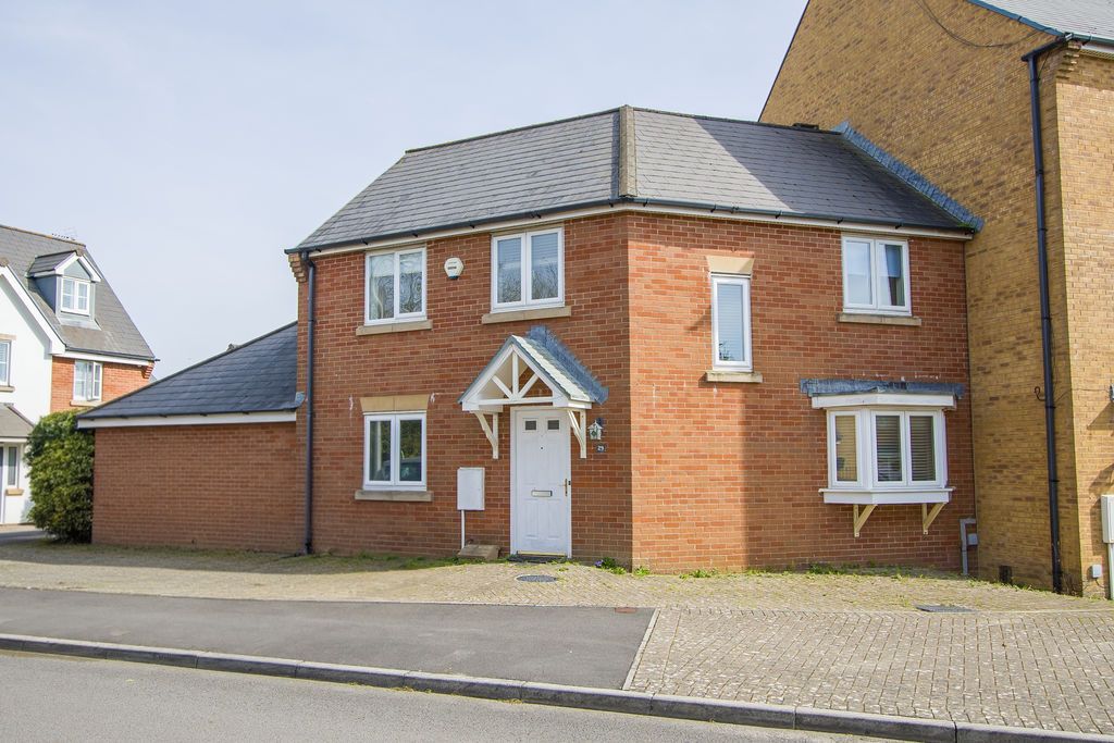 Property photo 1 of 18 Photo 19