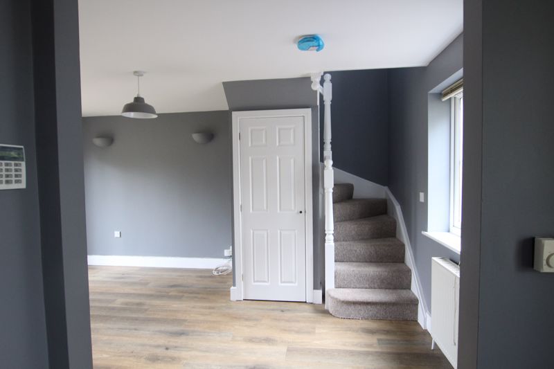 Property photo 2 of 15 Photo 6