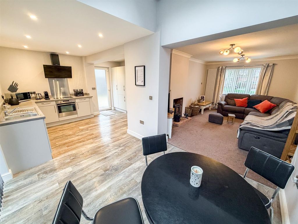 Property photo 2 of 23 Img_1767_1.Jpg