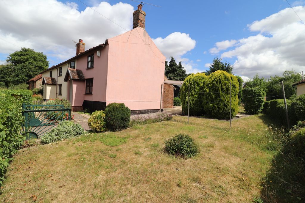 Property photo 2 of 18