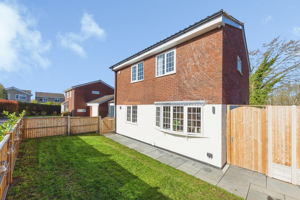 Additional image 18 of 4 bed detached house for saleBlackmore, Letchworth Garden City SG6