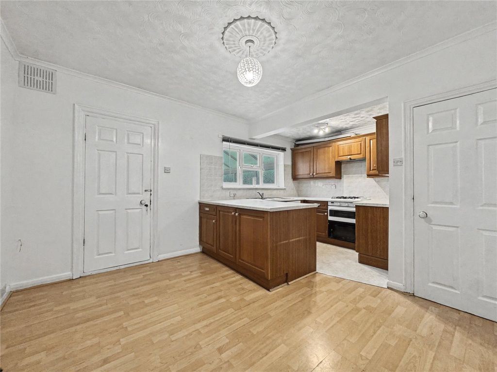 Property photo 3 of 17 Picture No. 07