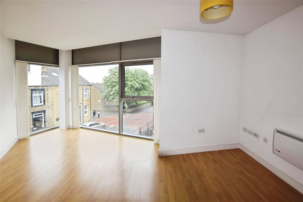 Property photo 2 of 8 Picture No. 02