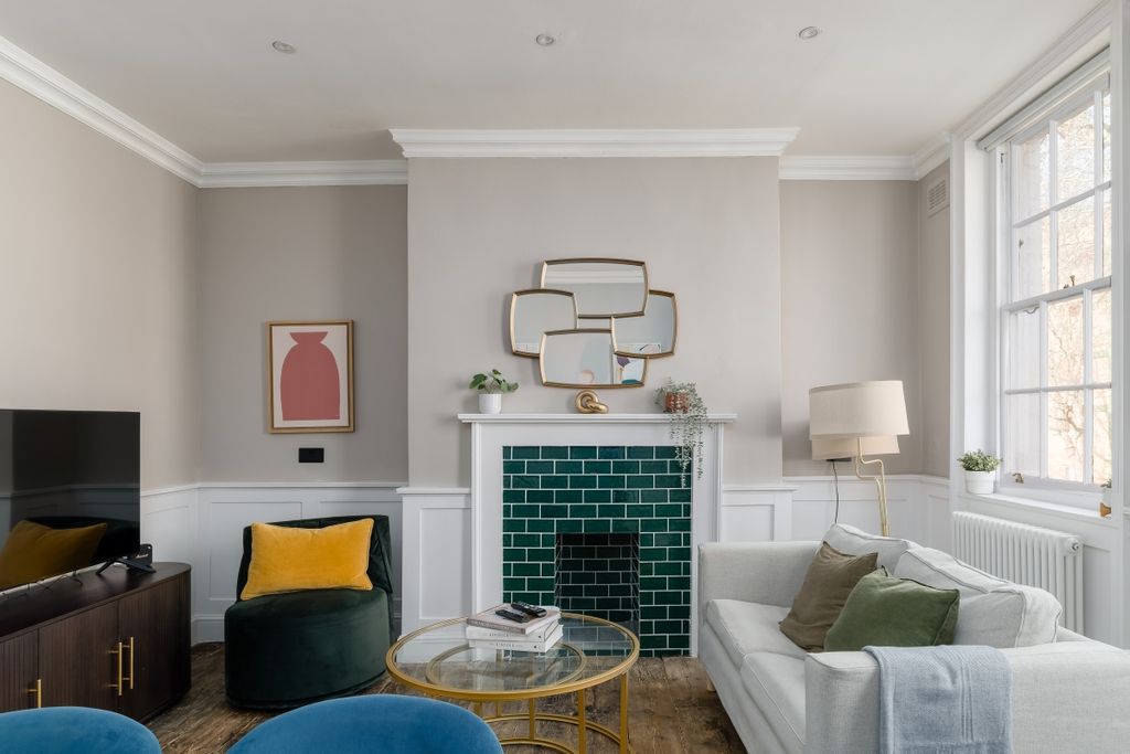 Property photo 3 of 19