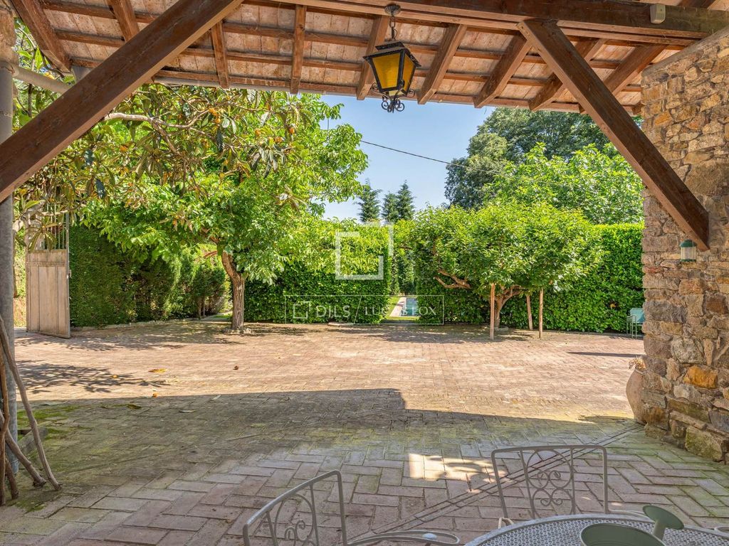 Property photo 3 of 67
