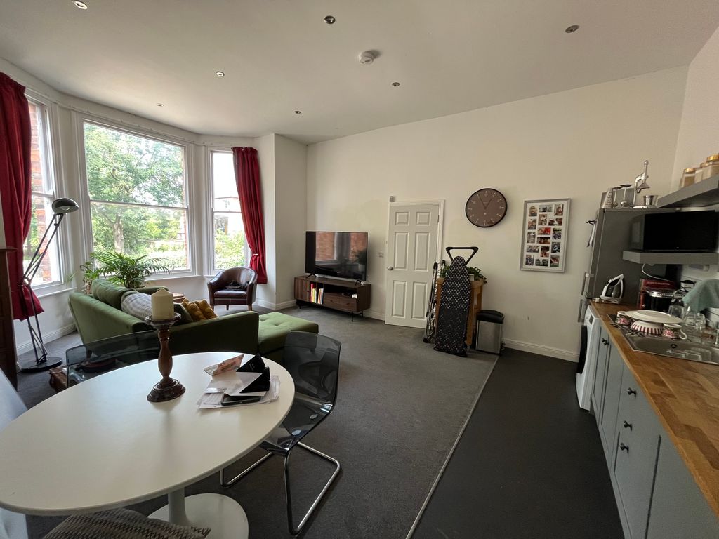 Property photo 2 of 7