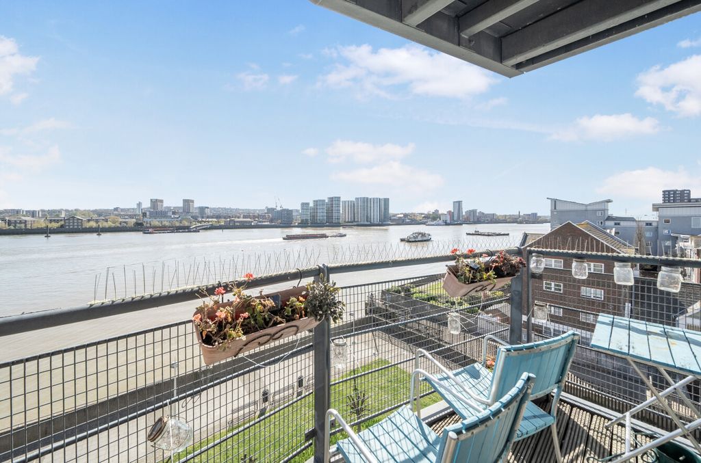 Property photo 2 of 19 1439850-25-69d663...