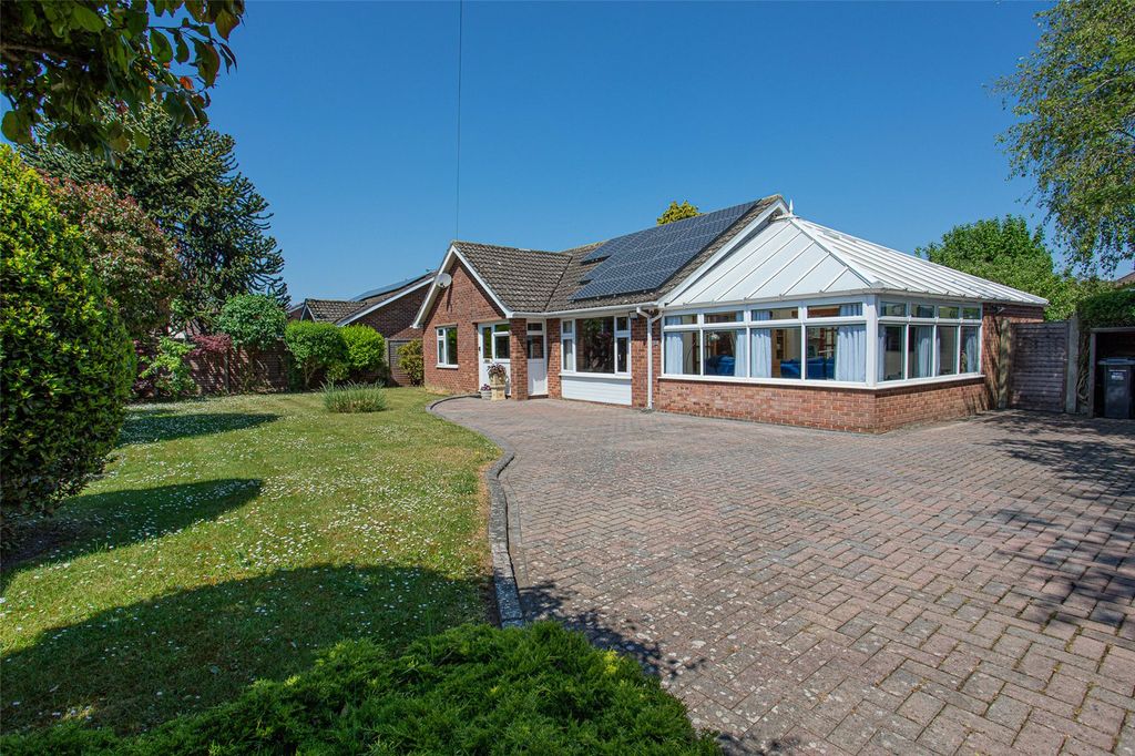 Property photo 1 of 15 Picture No. 12