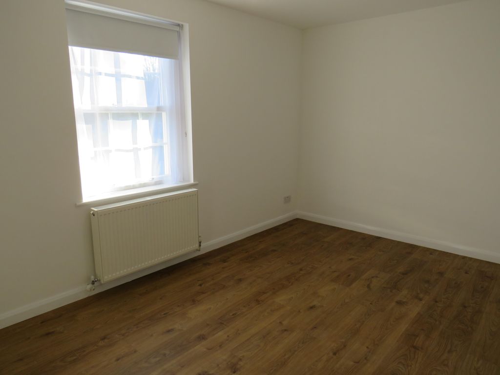 Property photo 3 of 5 Image