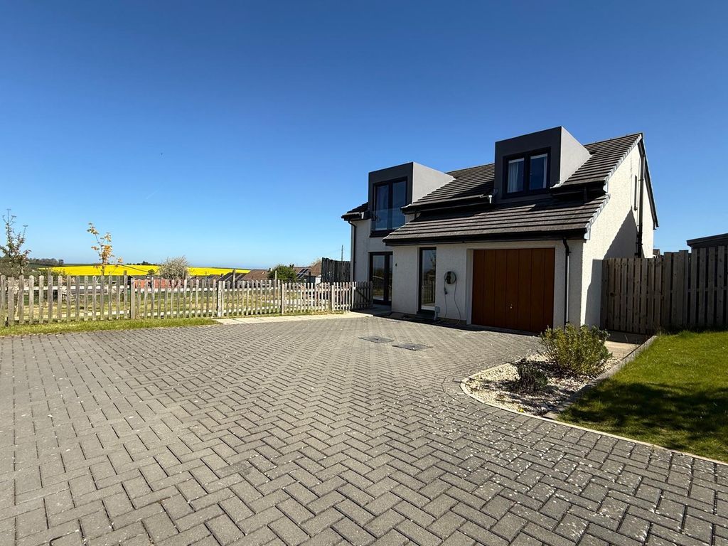 Property photo 1 of 29