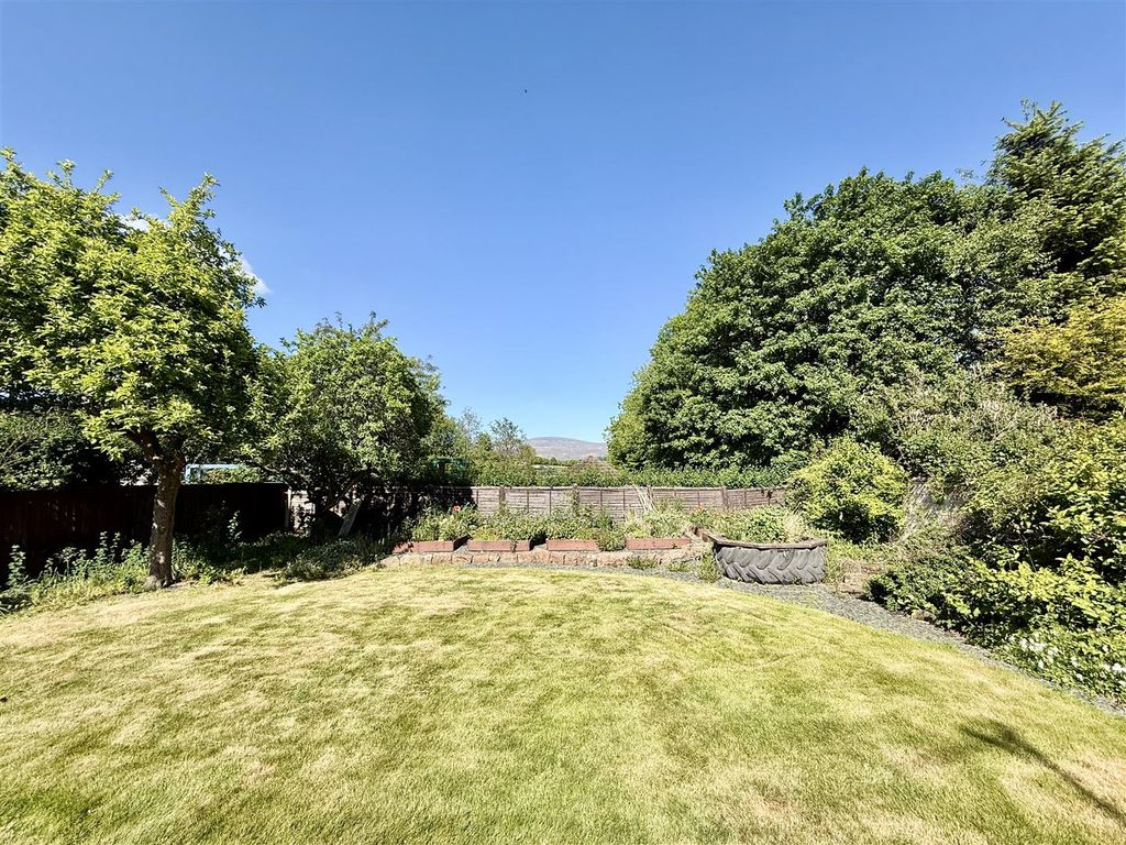 Property photo 2 of 39 Img_0858.Jpg