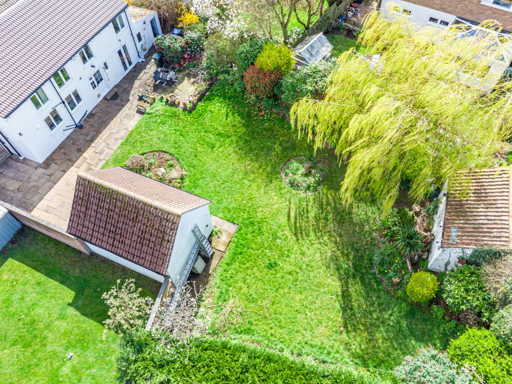 Property photo 2 of 29 Outside6