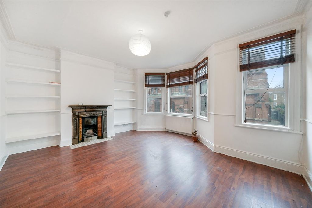 Property photo 1 of 8 Full Width Of House Reception Room