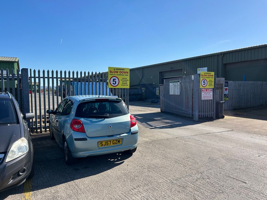 Property photo 2 of 11 Photo 1