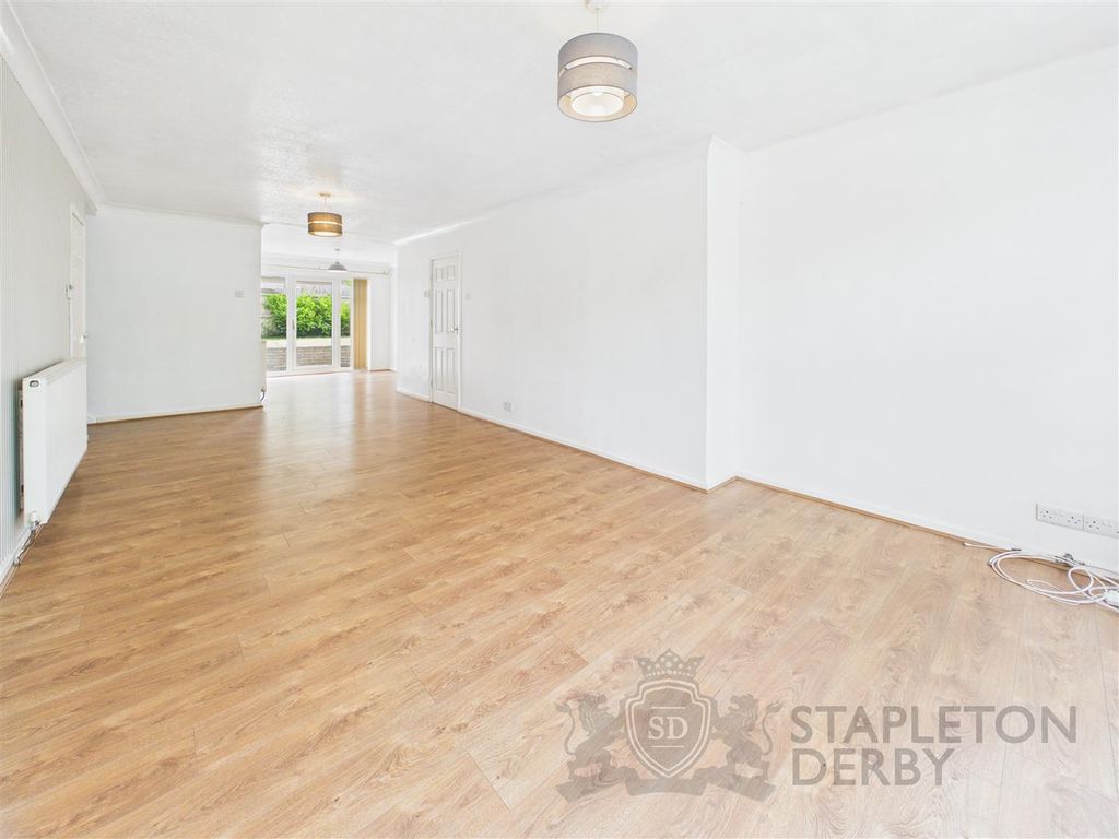 Property photo 3 of 18 Cam04645G0-Pr0047-Still013.Jpg