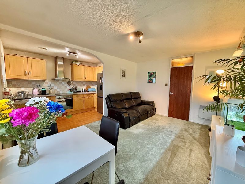 Property photo 2 of 20 Photo 2