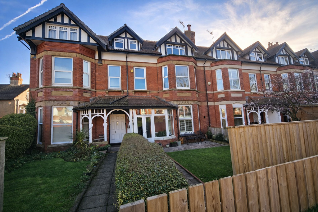 Property photo 3 of 3 1000013946