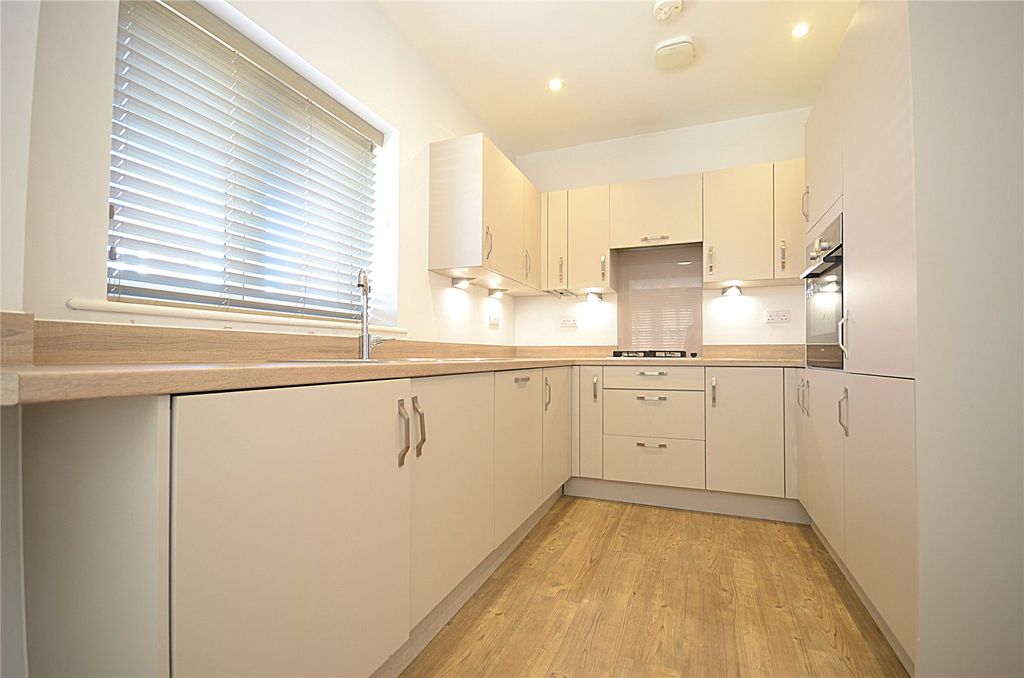Property photo 3 of 19 Picture No. 03
