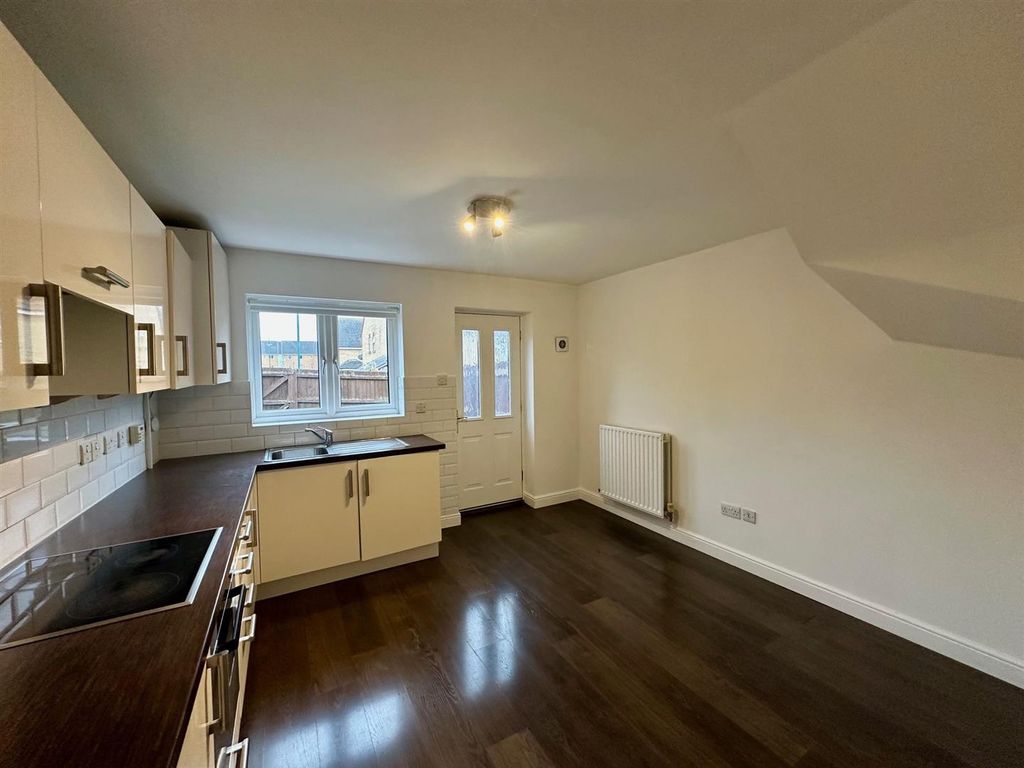 Property photo 3 of 21 Kitchen/Breakfast Room