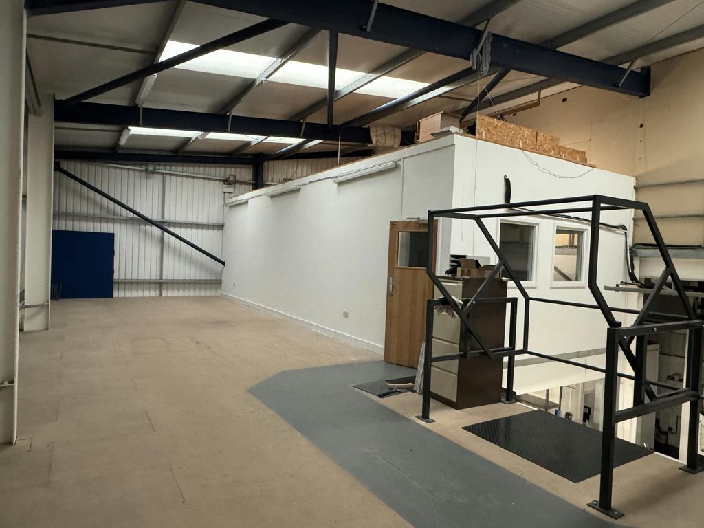 Property photo 3 of 9 Img_4963.Jpg