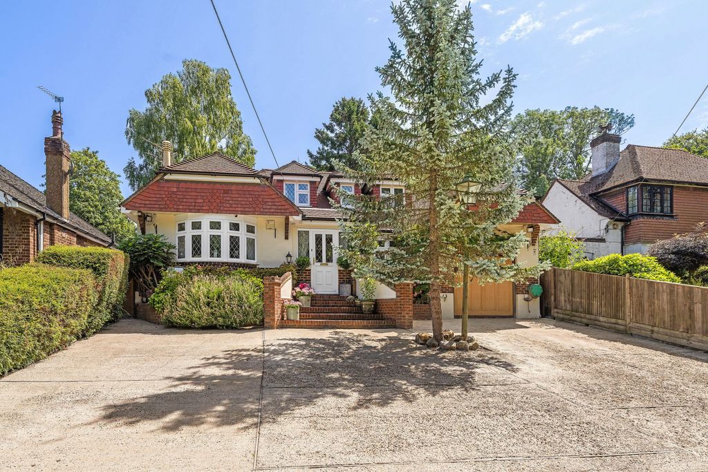 Property photo 1 of 18