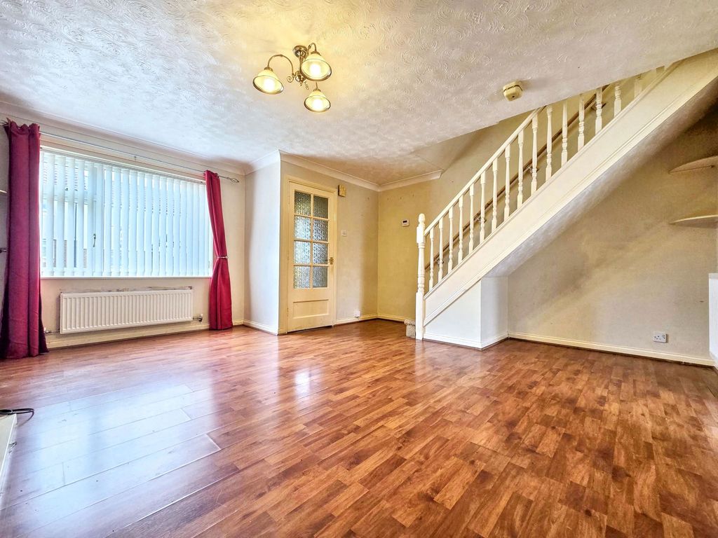 Property photo 2 of 24