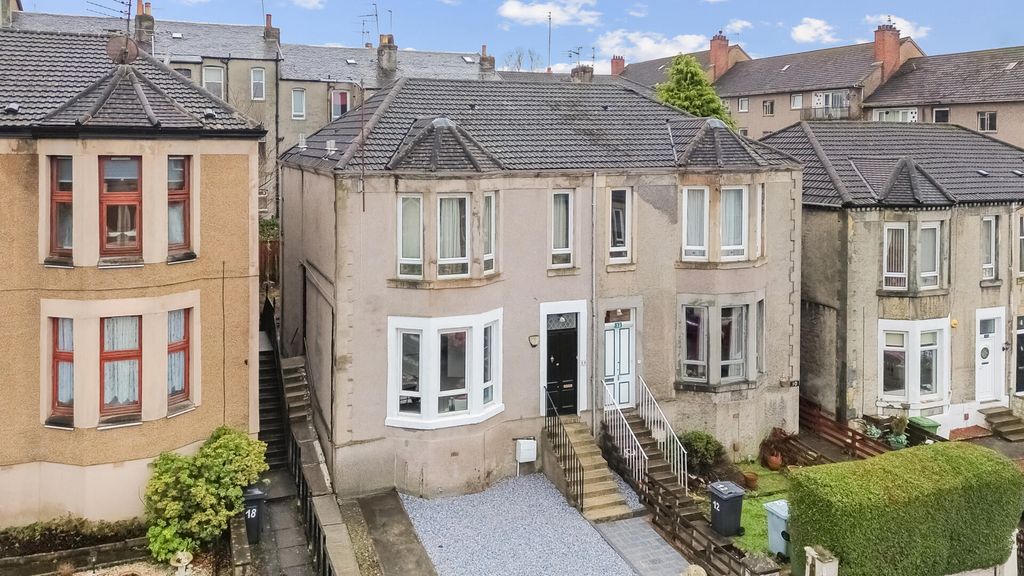 Property photo 2 of 20 Front (Exterior)