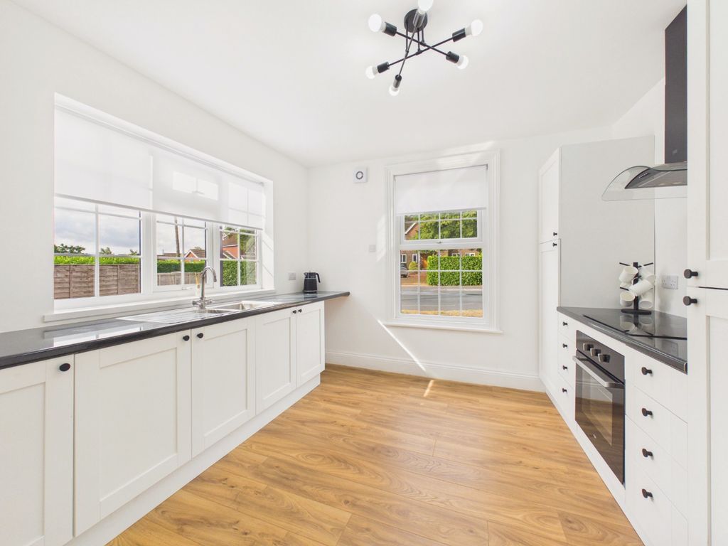 Property photo 2 of 11 5397034