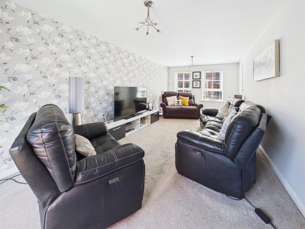 Property photo 3 of 29