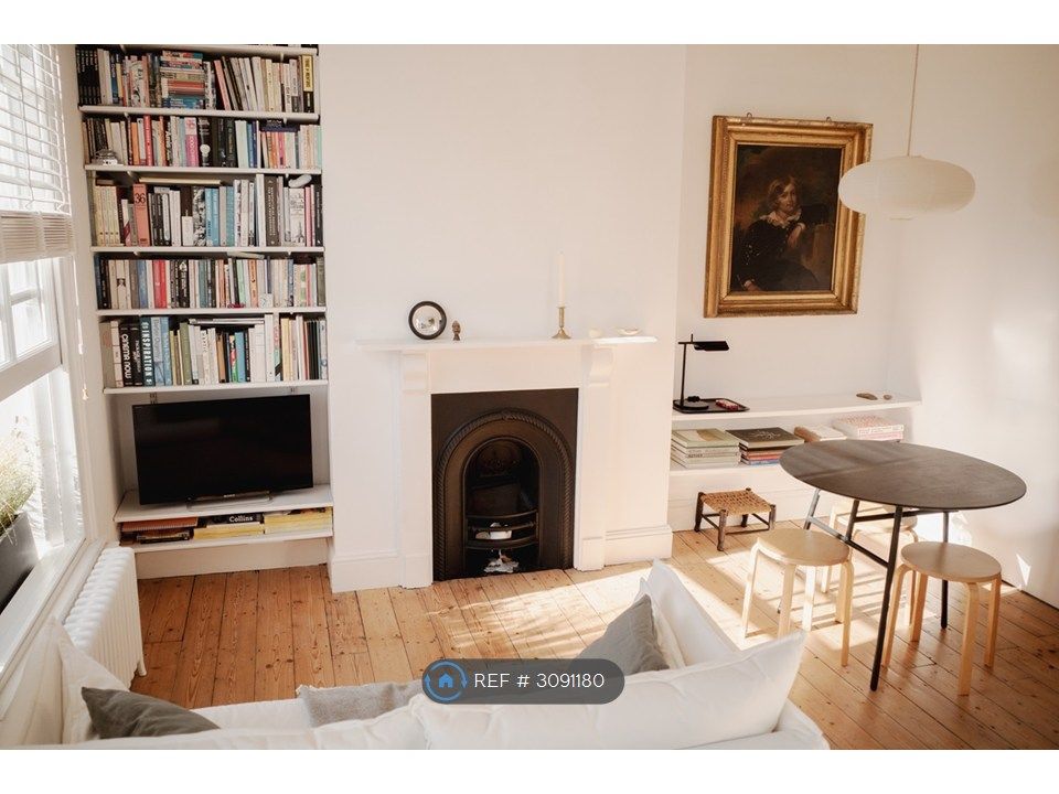 Property photo 3 of 35