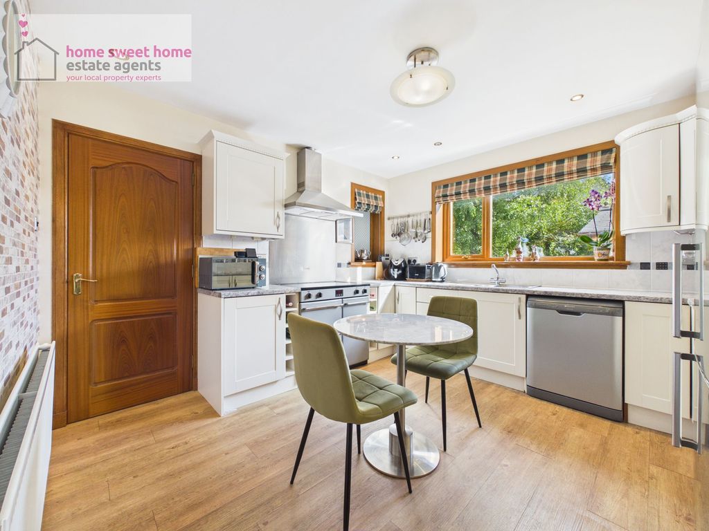 Property photo 2 of 49