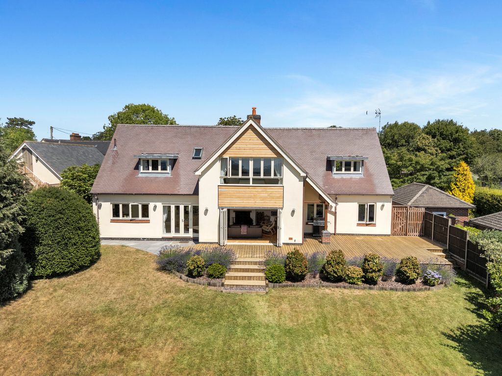 Property photo 2 of 45