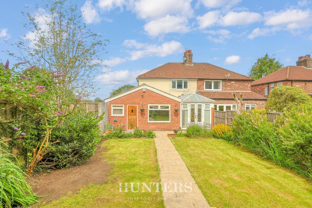 Property photo 1 of 20 Greenway (25).Jpg