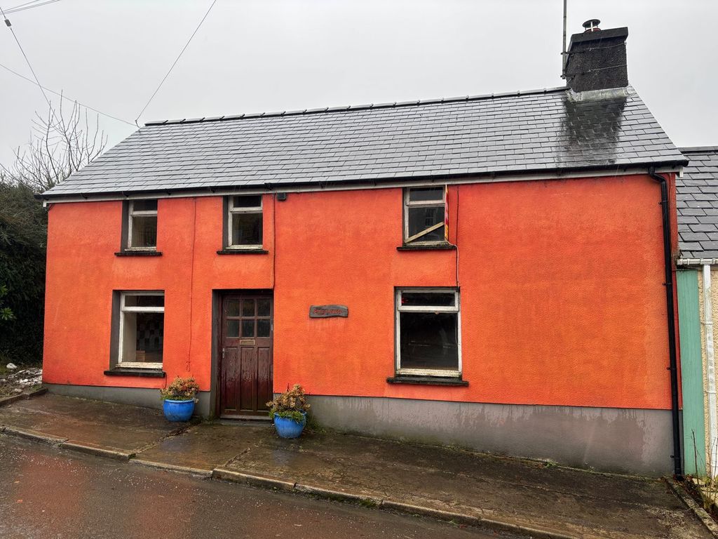 Property photo 1 of 22