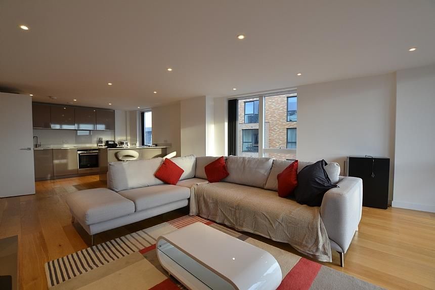 Property photo 1 of 9