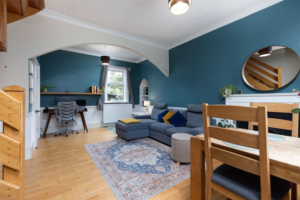 Property photo 3 of 22 Living Room