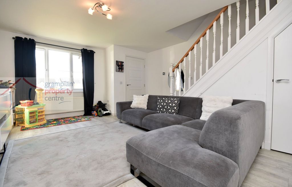 Property photo 3 of 22 l1.Jpg